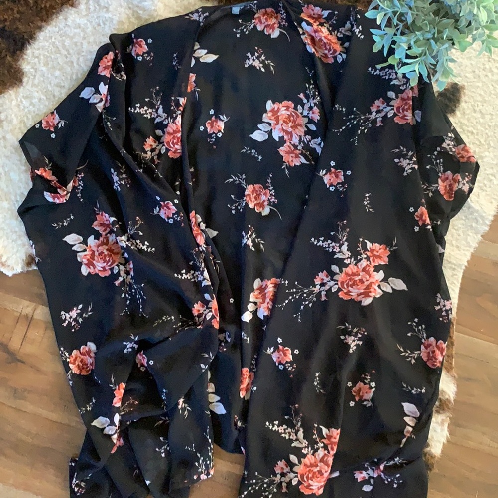 American Eagle OS Don’t ask why kimono